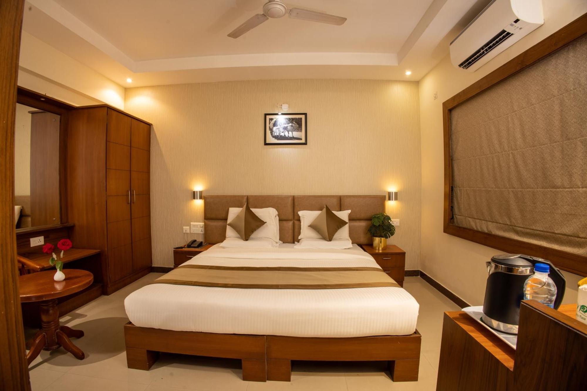 Metro Plaza Hotel By Rak Rooms, Mangaluru Dış mekan fotoğraf