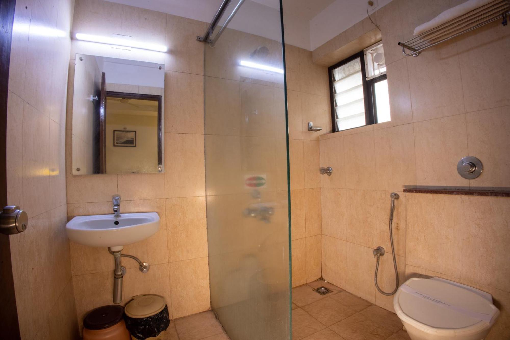 Metro Plaza Hotel By Rak Rooms, Mangaluru Dış mekan fotoğraf