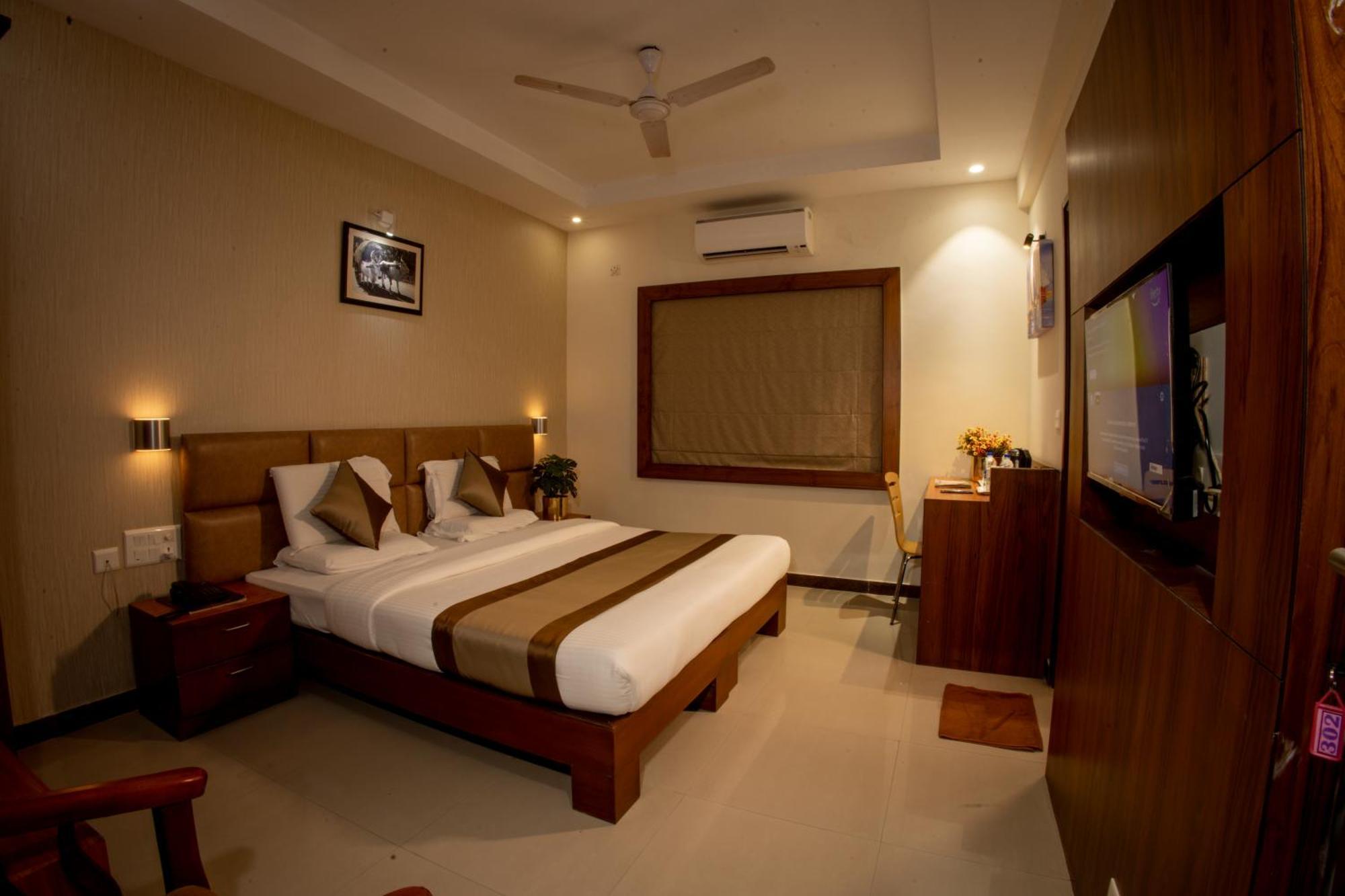 Metro Plaza Hotel By Rak Rooms, Mangaluru Dış mekan fotoğraf