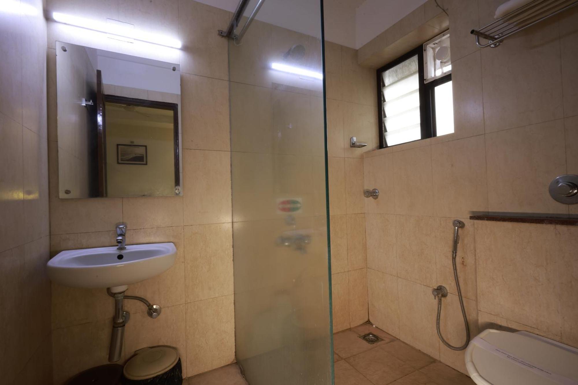 Metro Plaza Hotel By Rak Rooms, Mangaluru Dış mekan fotoğraf